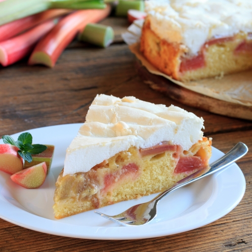 Rhubarb Cake