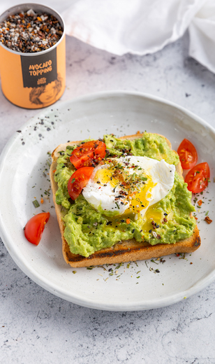 Smashed avo toast with Avocado Topping and poached egg from Just Spices